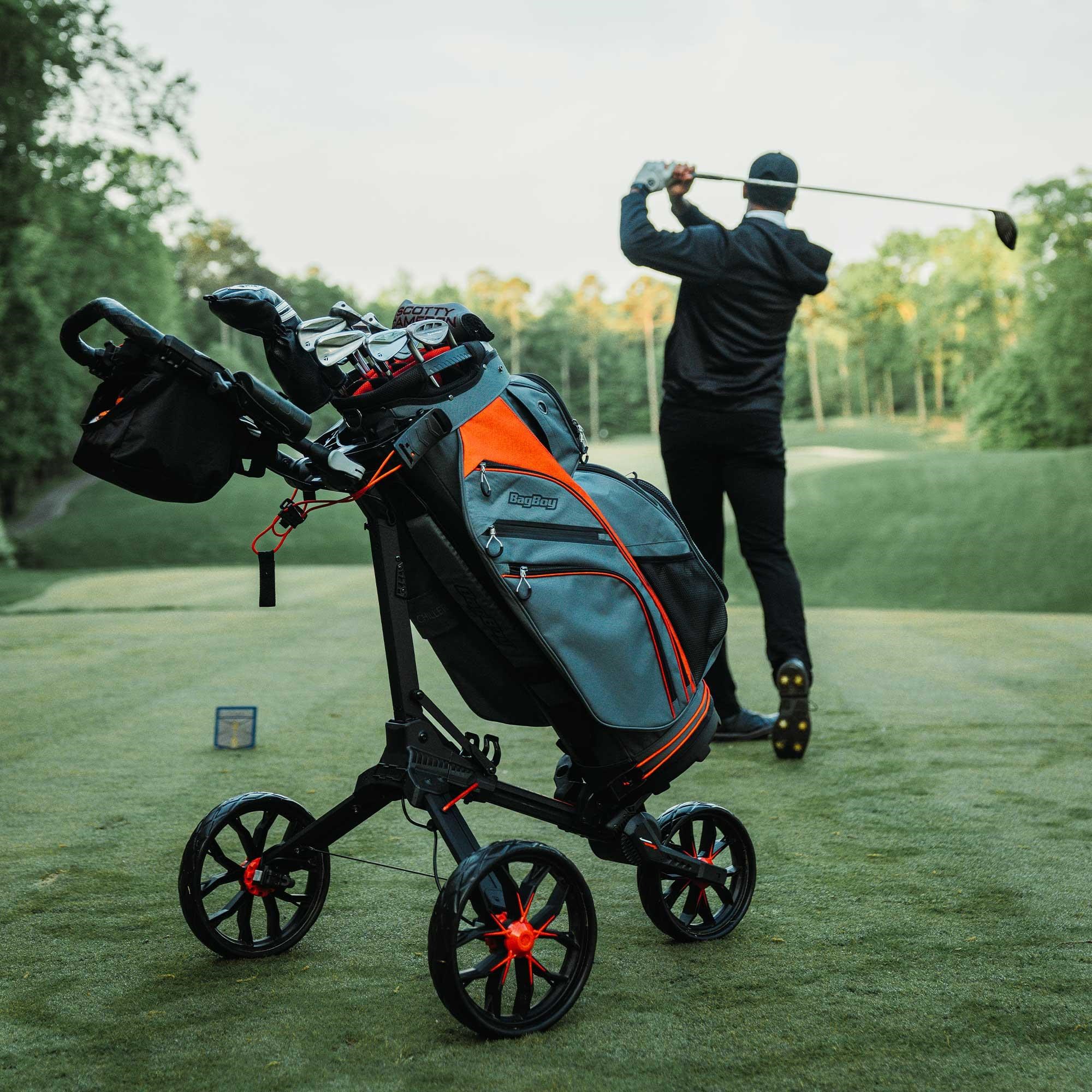 Bag Boy Nitron Auto-Open manueller Trolley, schwarz/rot