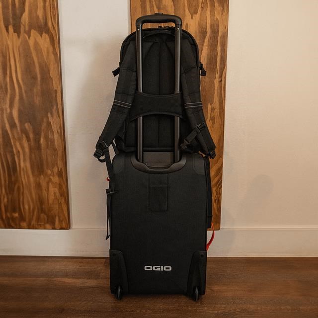 Ogio Alpha Layover 44L Reisetasche, aloha