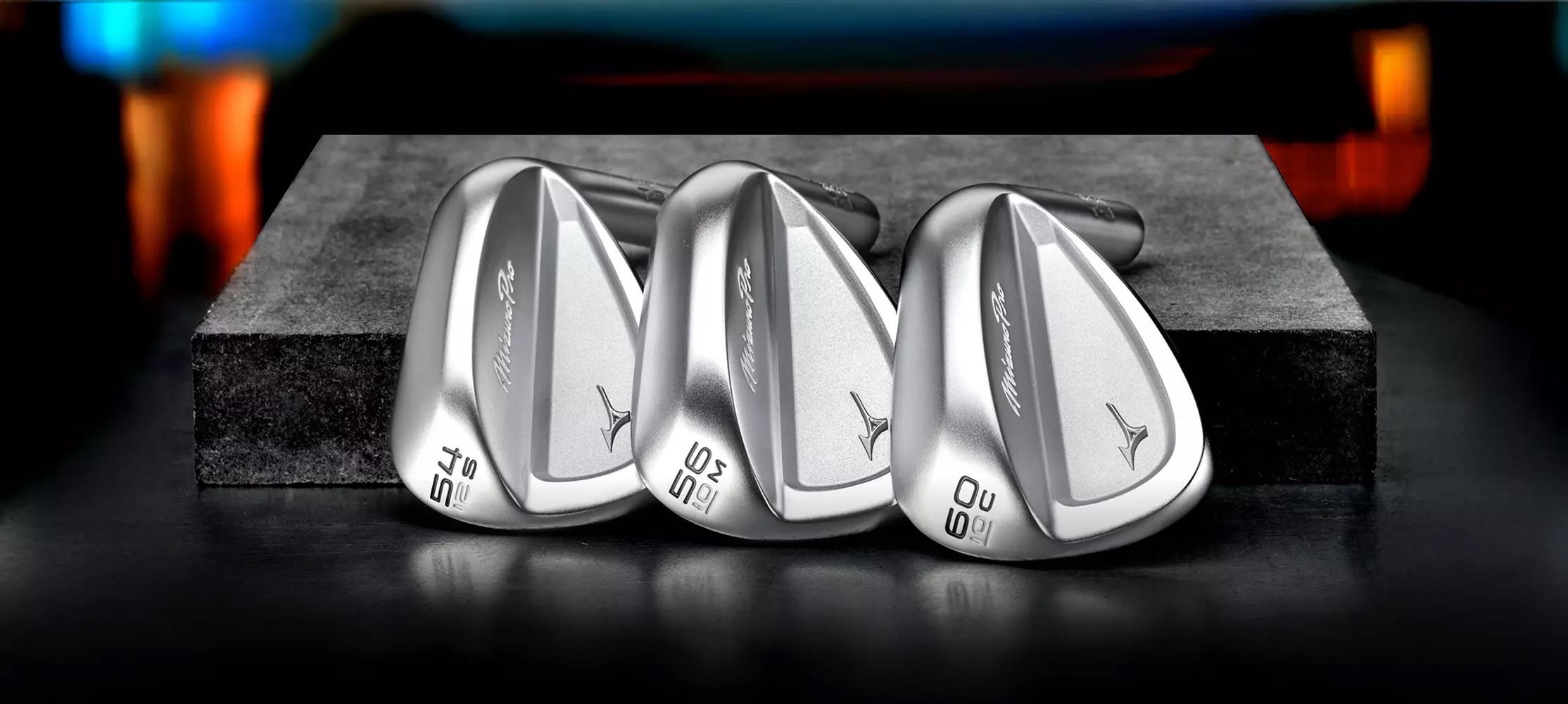 Mizuno Pro T-3 Soft White Satin Wedge, Stahl