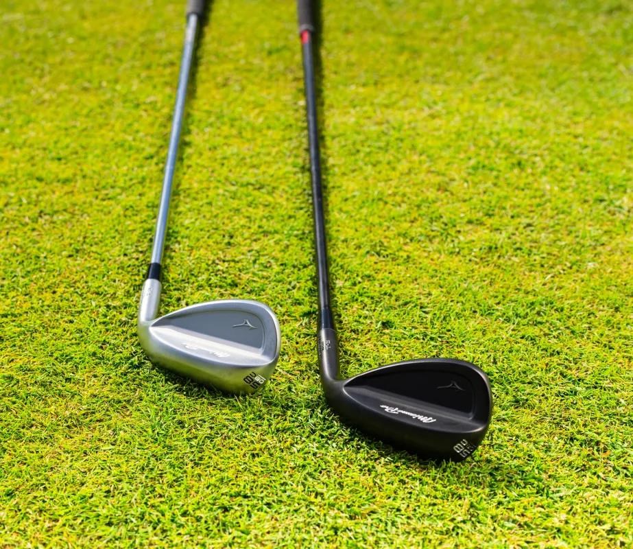 Mizuno Pro T-3 Black Wedge, Stahl