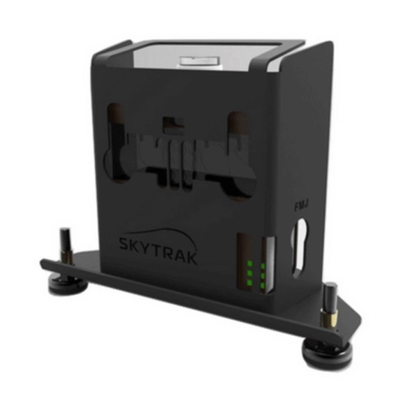 SkyTrak Metallschutzhülle